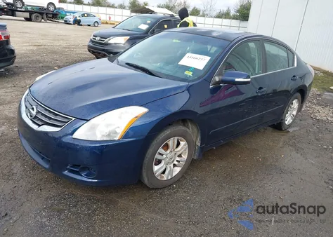 2010 Nissan Altima 2.5 S z USA, uszkodzony, nr VIN 1N4AL2AP4AN478399